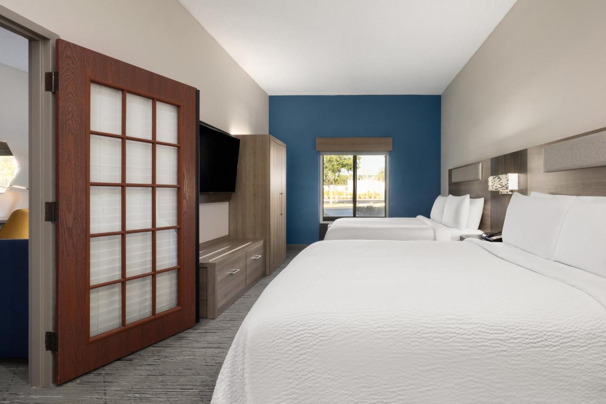 Holiday Inn Express & Suites Sebring By Ihg Exteriör bild